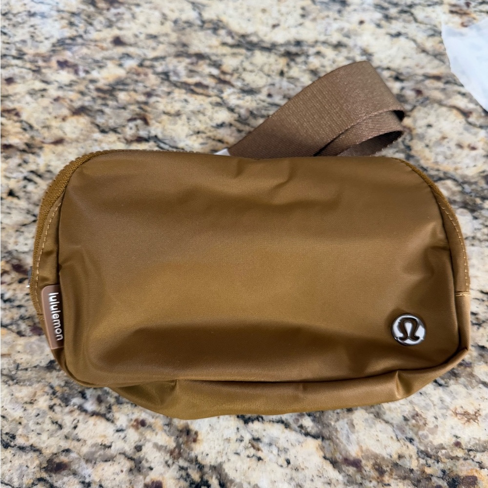 Everywhere Lululemon Belt Bag